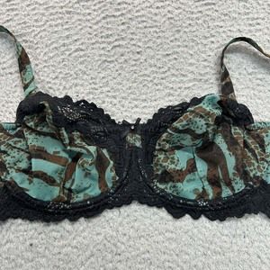 Whimsy Bra 32DDD Full Coverage Lace Trim